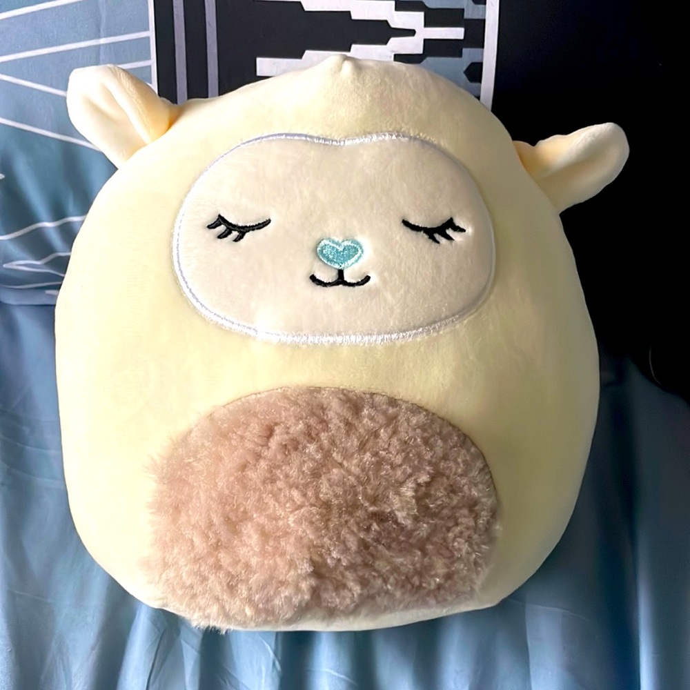 Sophie the Squishmallow